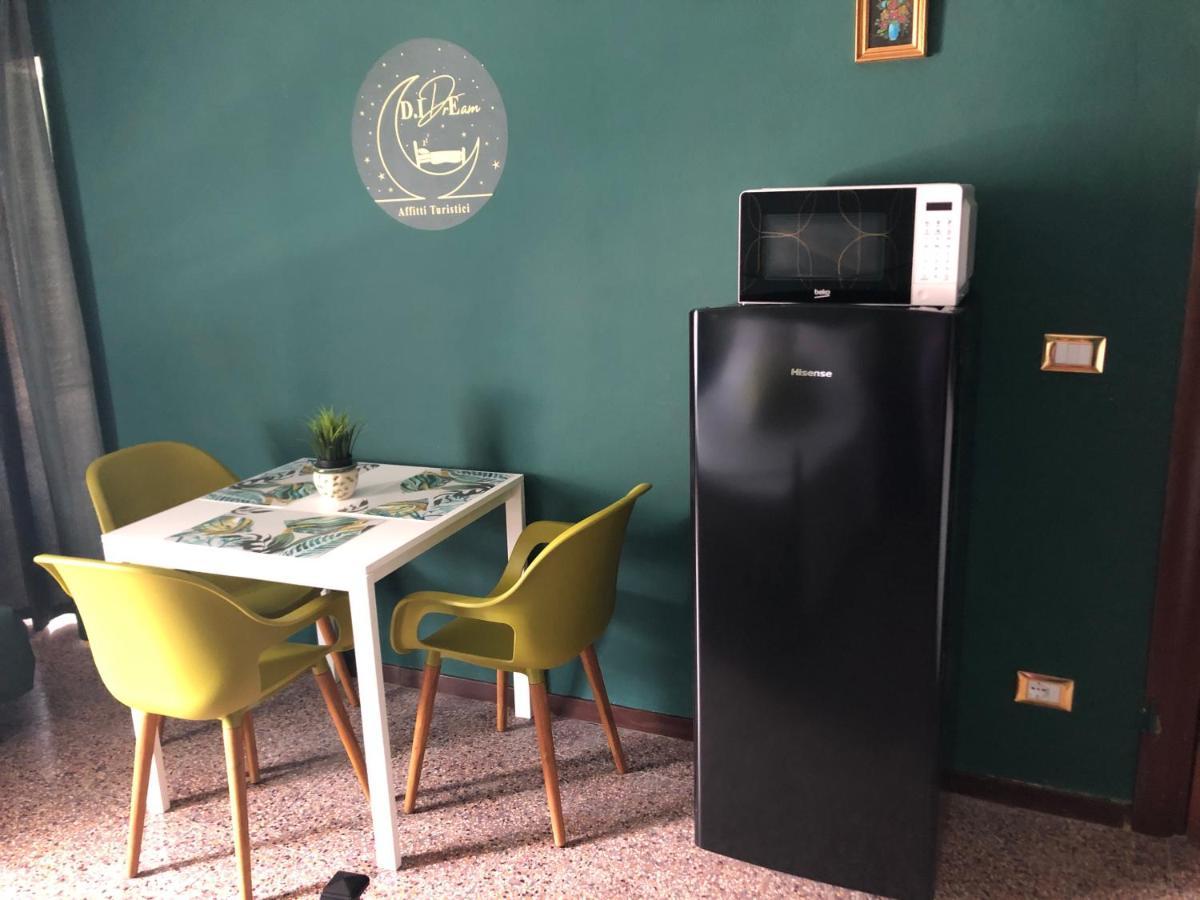 D.I Dream Apartment Sarzana Bagian luar foto